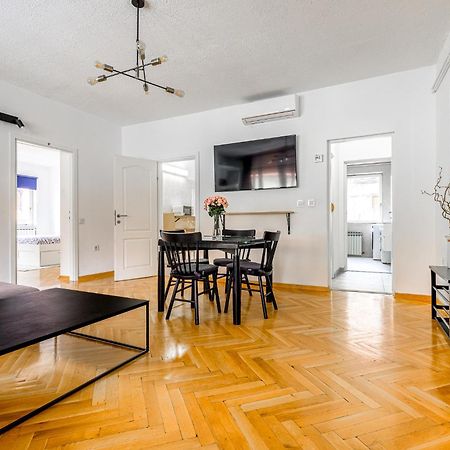 Upper Town Apartments Zagreb Buitenkant foto