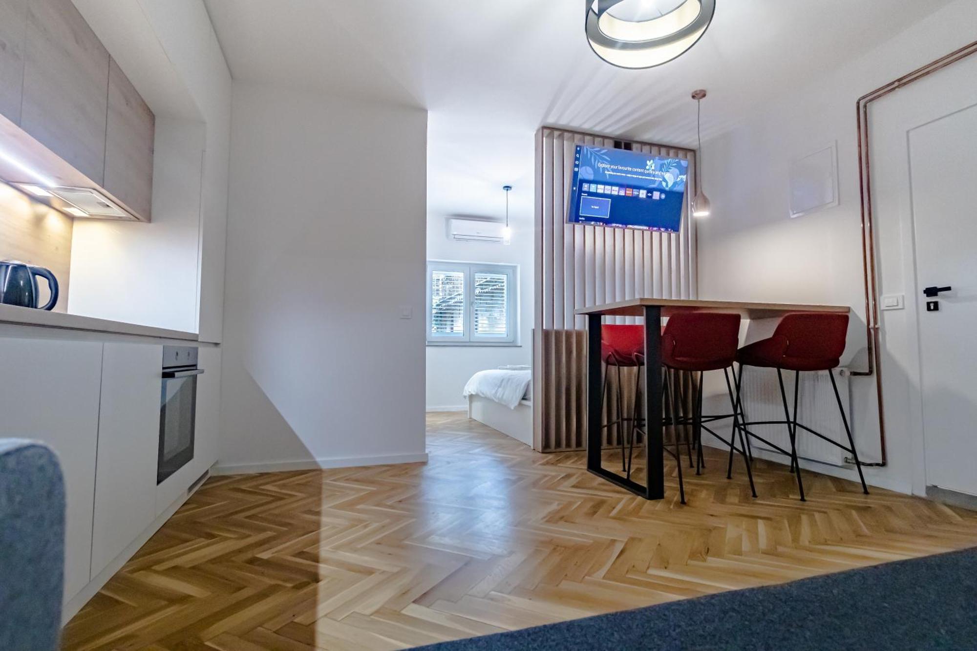 Upper Town Apartments Zagreb Buitenkant foto