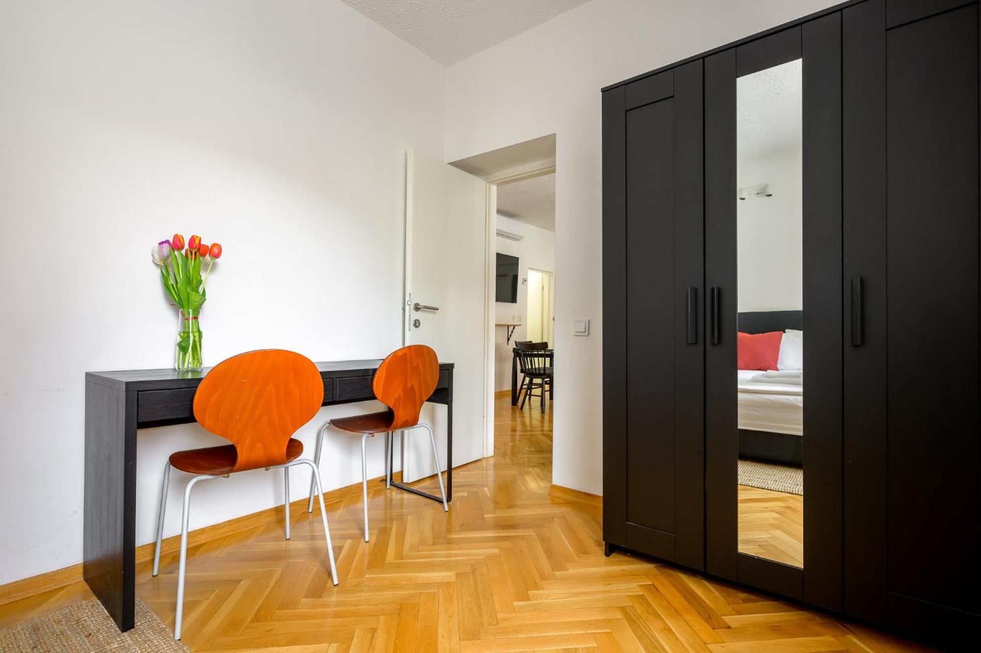 Upper Town Apartments Zagreb Buitenkant foto